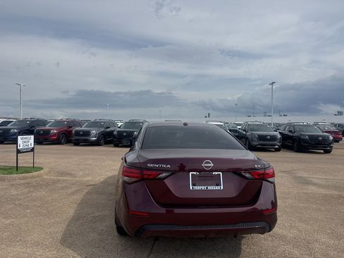 Used 2024 Nissan Sentra SV image 15
