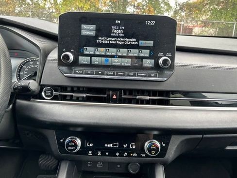 Used 2024 Mitsubishi Outlander SE image 24