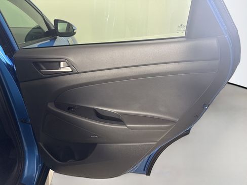 Used 2018 Hyundai Tucson Limited image 28