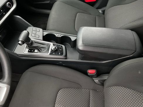 Used 2024 Kia Sportage LX FWD image 34
