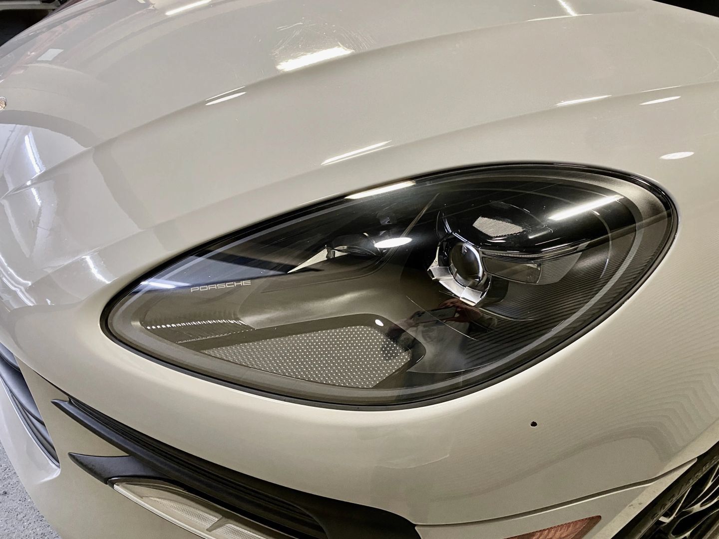 Used 2021 Porsche Macan GTS AWD/4WD image 28