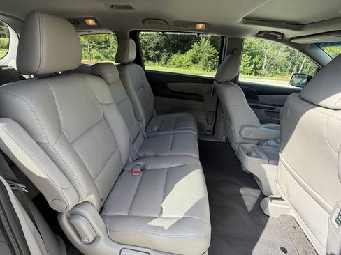 Used 2011 Honda Odyssey EX-L image 21
