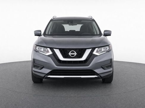 Used 2017 Nissan Rogue SV AWD/4WD image 2