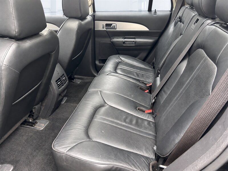 Used 2013 Lincoln MKX AWD image 10