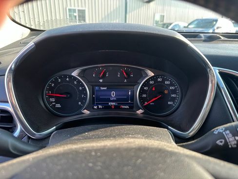 Used 2019 Chevrolet Equinox LT AWD/4WD image 16
