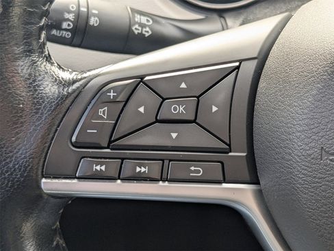 Used 2019 Nissan Rogue Sport SL w/ Premium Package image 27