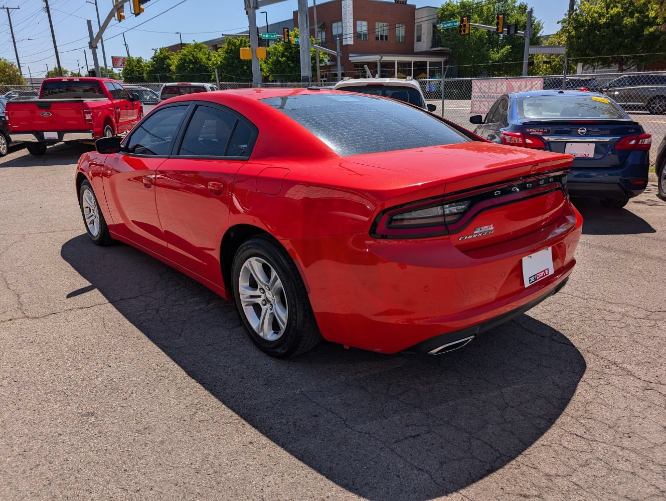 Used 2020 Dodge Charger SXT w/ Leather Interior Group RWD image 8