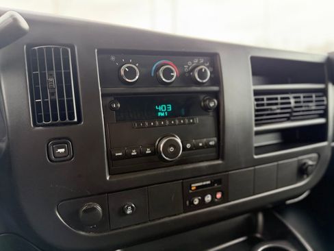 Used 2014 Chevrolet Express 1500 image 22