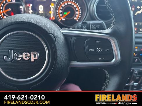 Used 2022 Jeep Wrangler Unlimited Sahara w/ Cold Weather Group image 20