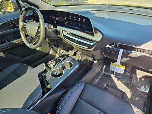 New 2026 Cadillac Lyriq Sport AWD/4WD image 10