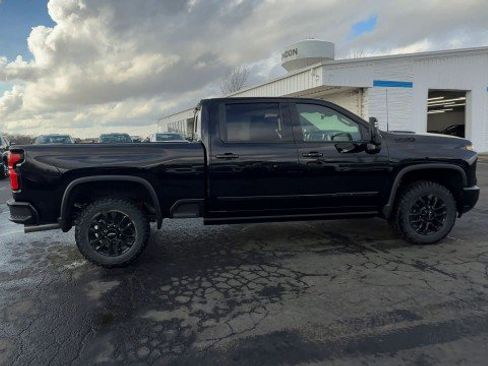 New 2026 Chevrolet Silverado 2500 High Country w/ High Country Premium Package image 9