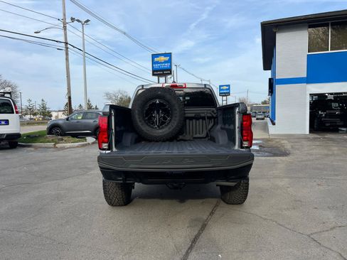 Used 2025 Chevrolet Colorado ZR2 w/ ZR2 Bison Edition image 38