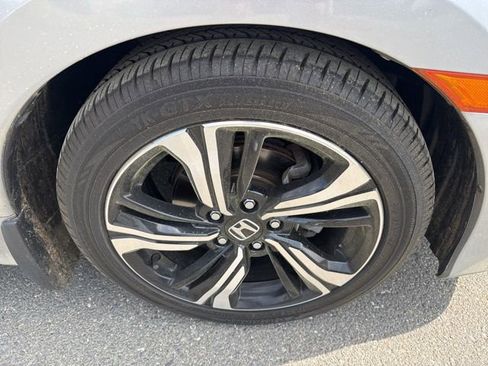 Used 2017 Honda Civic Touring image 30