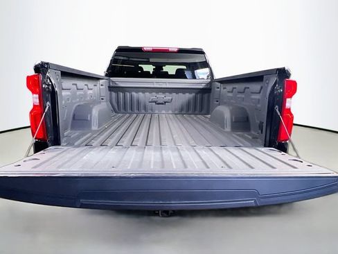 Used 2025 Chevrolet Silverado 1500 LTZ AWD/4WD image 29