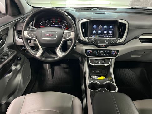 Certified 2022 GMC Terrain SLT w/ Infotainment Package II image 11