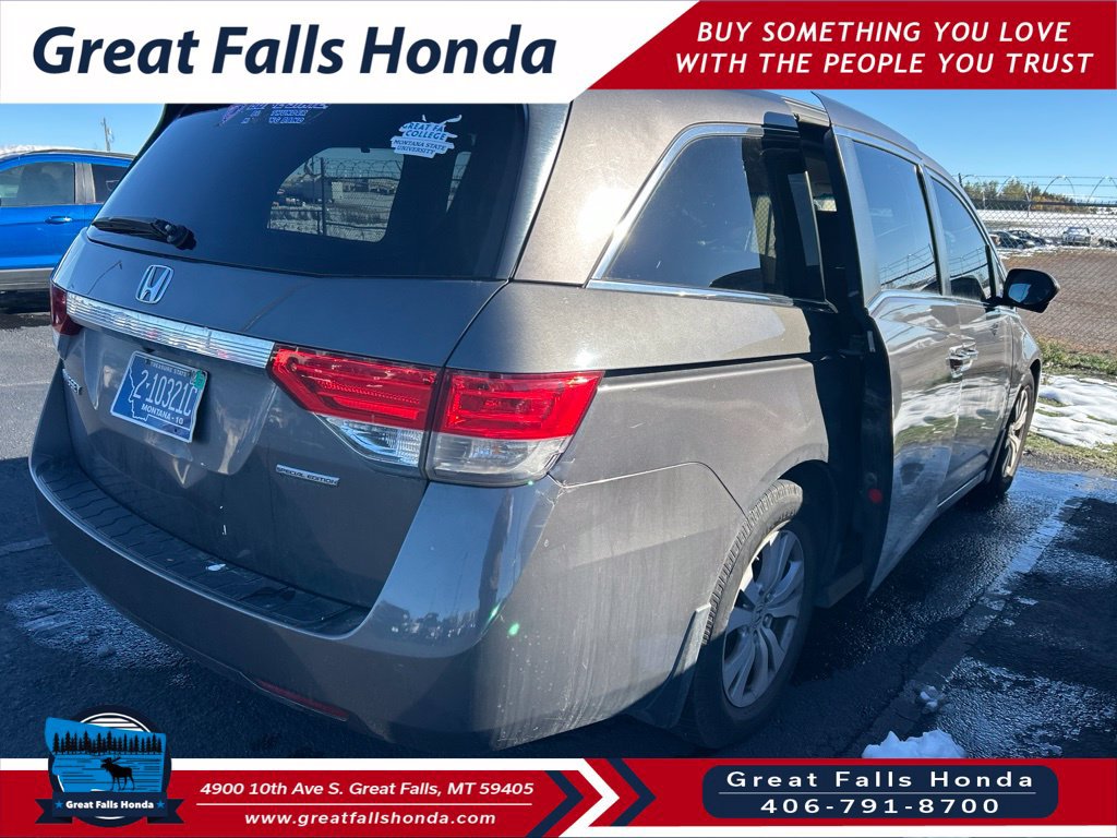 Used 2016 Honda Odyssey SE image 4