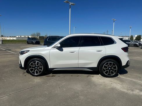 Certified 2025 BMW X1 xDrive28i w/ Premium Package image 8