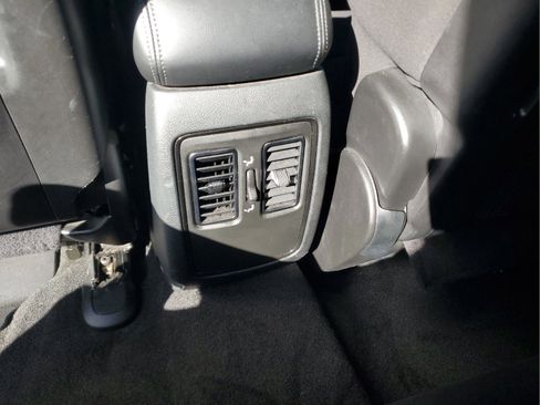 Certified 2022 Dodge Durango SXT image 12