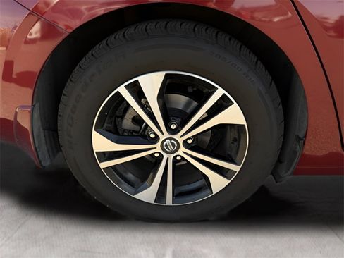 Used 2020 Nissan Sentra SV w/ Trunk Package image 19