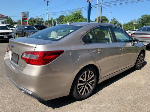 Used 2019 Subaru Legacy 2.5i Premium AWD/4WD image 7