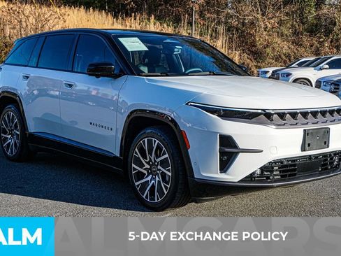 Used 2025 Jeep Wagoneer S Limited image 4