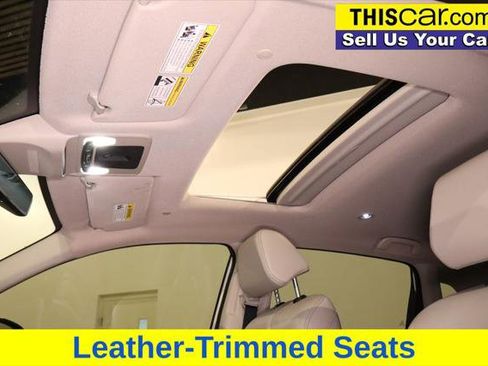 Used 2024 Honda HR-V EX-L image 24