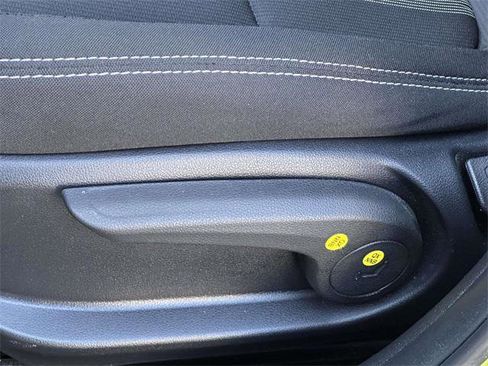 Certified 2024 Hyundai Venue SEL image 13