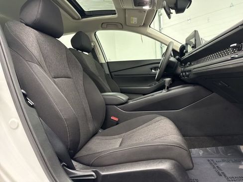 Certified 2024 Honda Accord EX image 26