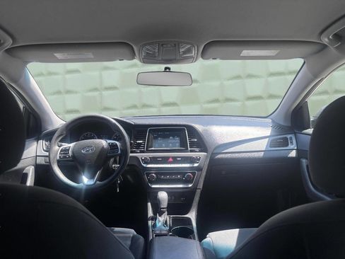 Used 2019 Hyundai Sonata SE FWD image 19