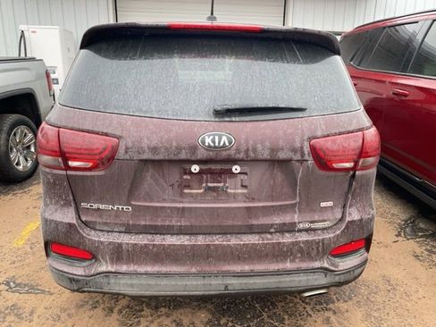 Used 2020 Kia Sorento LX image 10