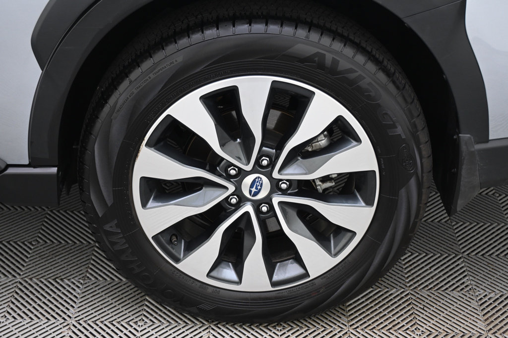 Used 2024 Subaru Outback Limited AWD/4WD image 19