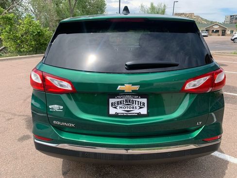 Used 2019 Chevrolet Equinox LT w/ Driver Convenience Package FWD image 6