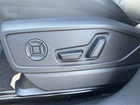 New 2025 Audi Q5 Premium Plus image 12