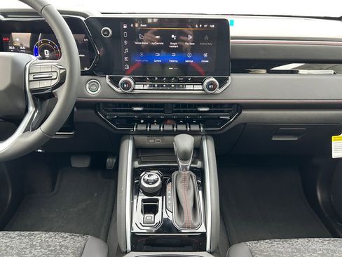 New 2026 Chevrolet Colorado Z71 w/ Technology Package image 12