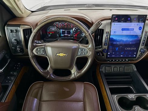 Used 2019 Chevrolet Silverado 2500 High Country AWD/4WD image 27