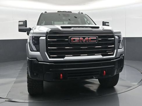Used 2025 GMC Sierra 2500 AT4X AWD/4WD image 28