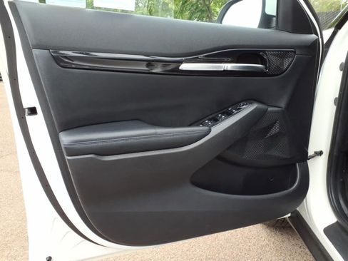Used 2021 Kia Seltos S FWD image 12
