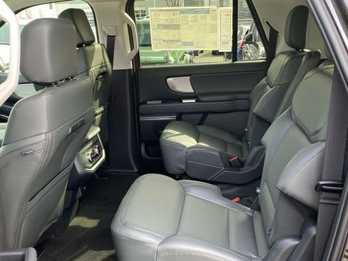 New 2026 Ford Expedition Active RWD image 7