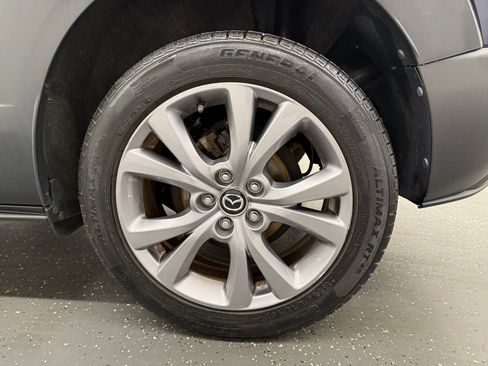 Used 2021 MAZDA CX-30 FWD 2.5 S w/ Select Package image 19