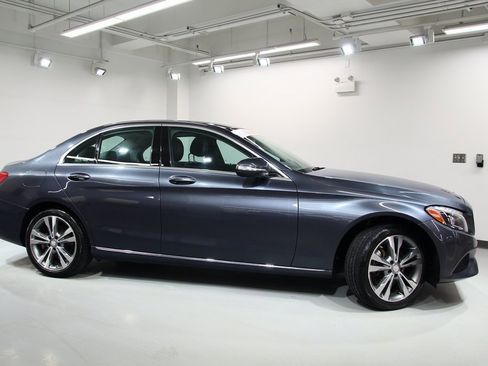 Used 2015 Mercedes-Benz C 300 4MATIC Sedan image 9