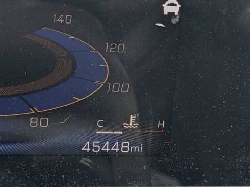 Used 2024 Chevrolet Trax LT w/ Driver Confidence Package image 11