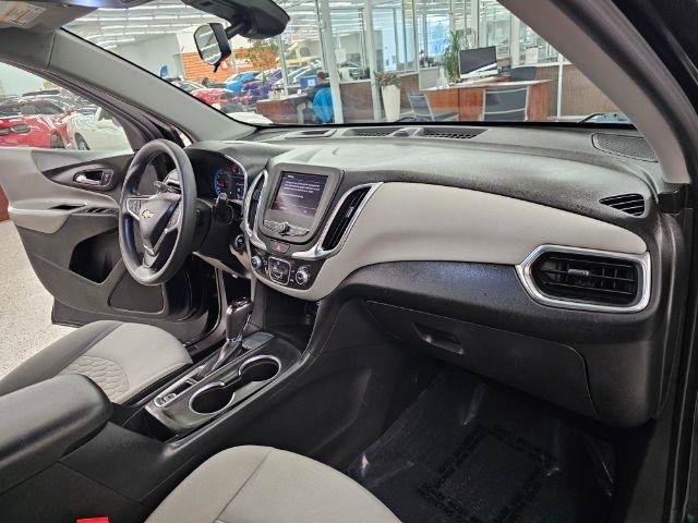 Used 2021 Chevrolet Equinox LS w/ LS Convenience Package FWD image 14