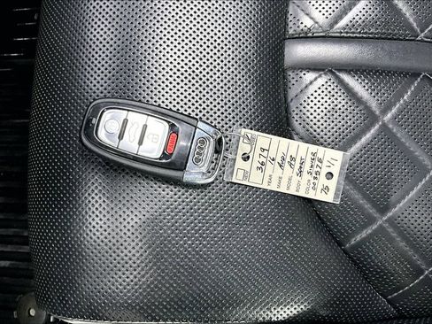 Used 2016 Audi A8 L 4.0T image 37