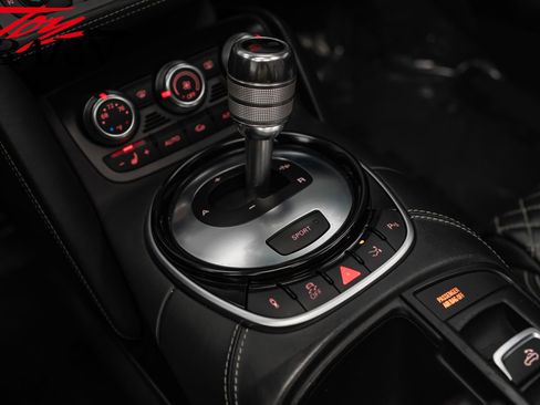 Used 2014 Audi R8 V8 image 49