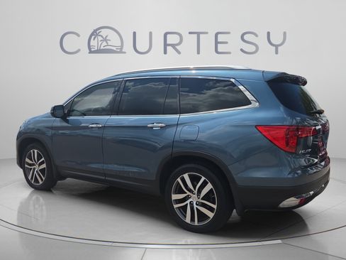 Used 2016 Honda Pilot Touring image 3
