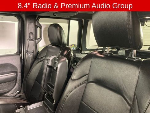 Used 2021 Jeep Wrangler Unlimited Sahara image 11