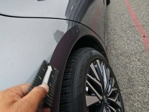 Used 2025 Nissan Altima 2.5 SV FWD image 18