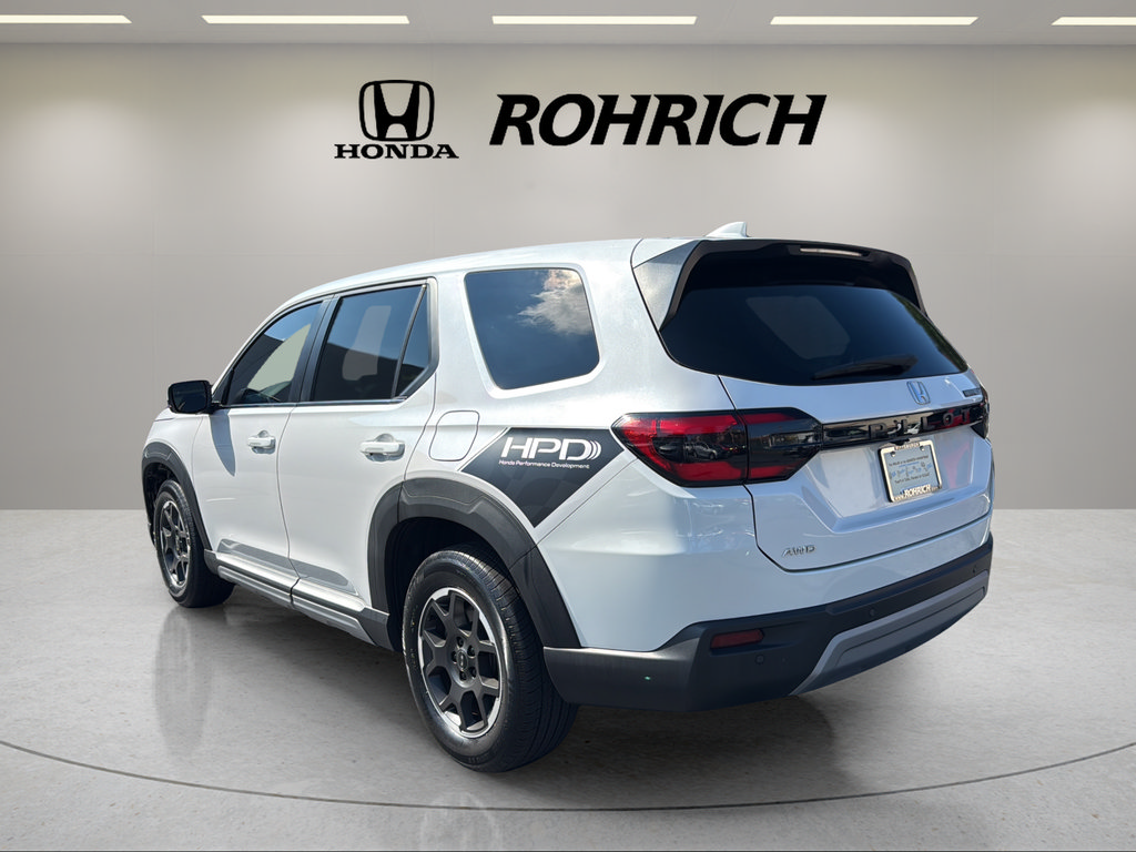 Used 2024 Honda Pilot EX-L image 8