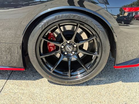 Used 2024 Nissan Z NISMO w/ Floor Mat Package RWD image 17