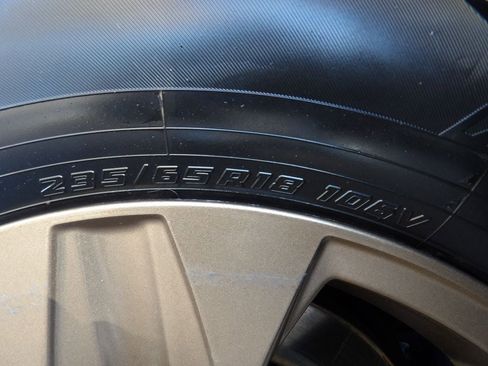 Used 2023 Toyota Highlander Bronze Edition image 33